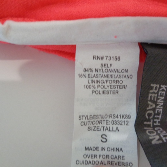 Kenneth Cole Reaction Size Small / RS41K89 Bright Coral / New Swim Tankini Top - Picture 7 of 8